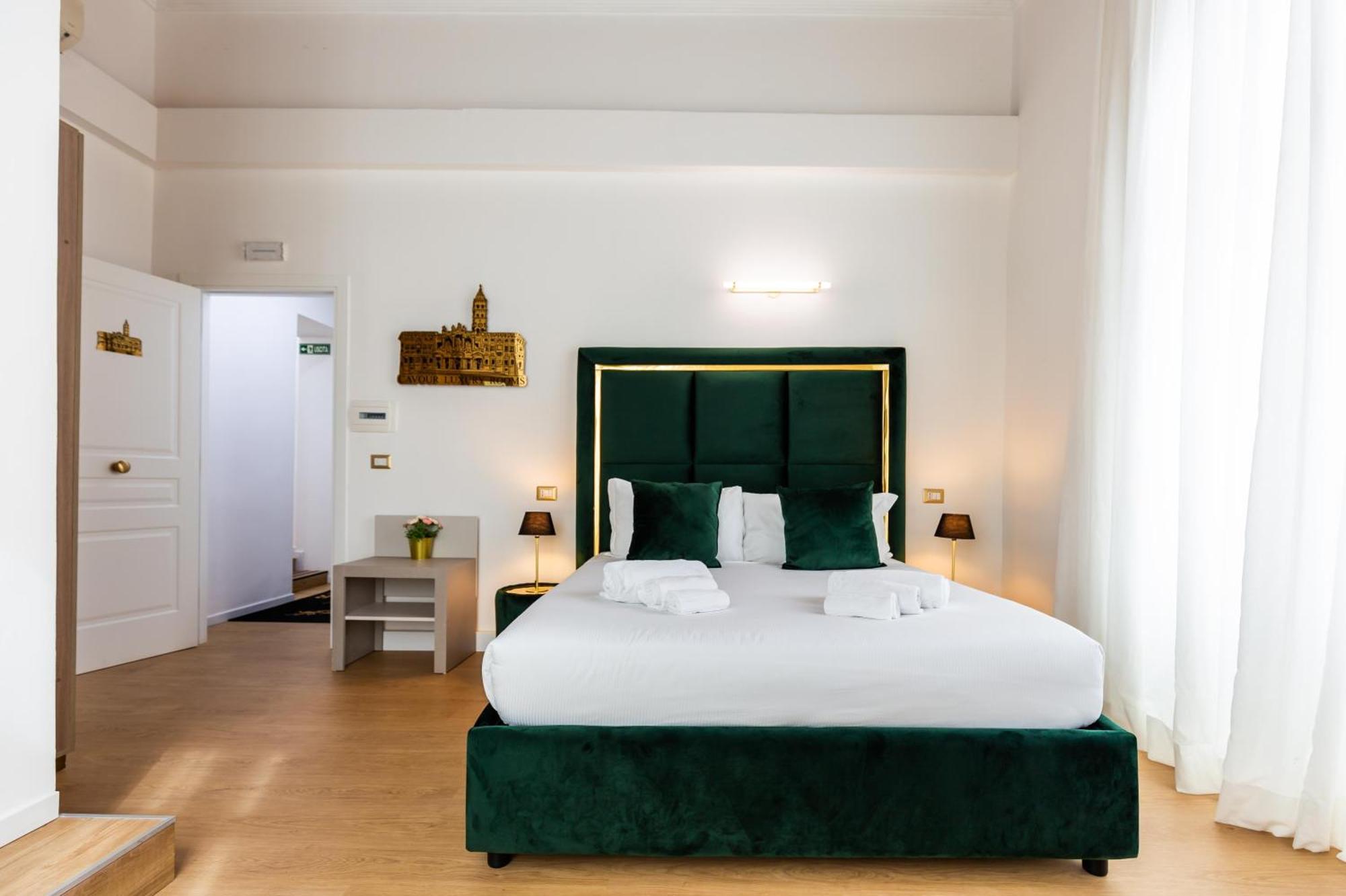 Cavour Luxury Rooms - Lr Collection Рим Экстерьер фото