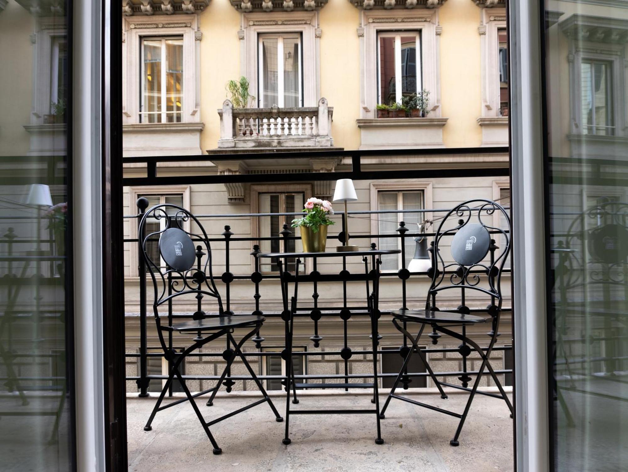 Cavour Luxury Rooms - Lr Collection Рим Экстерьер фото